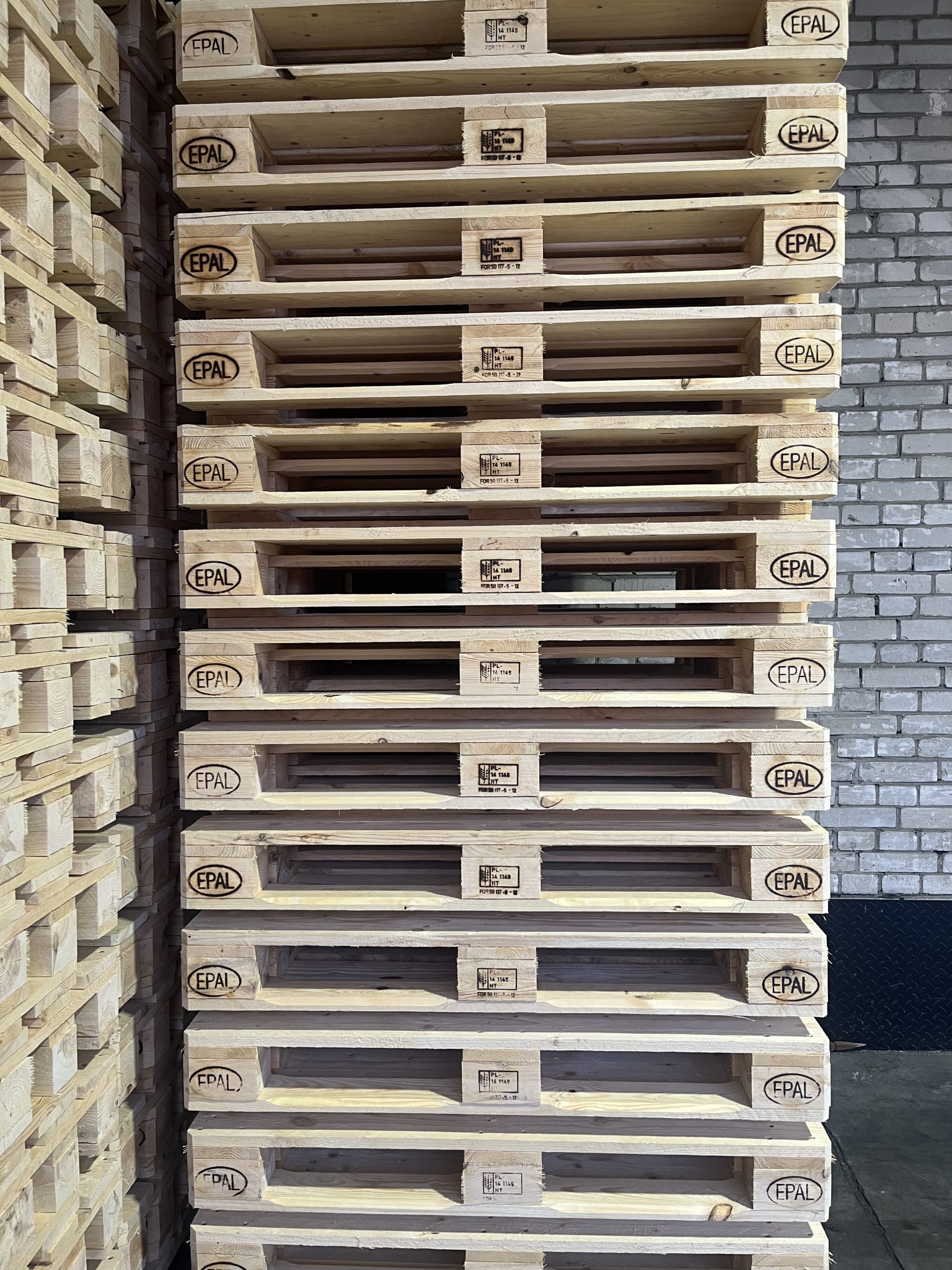 Paleta EPAL 1 – jak rozpoznać oryginał? | KNWO PALETY